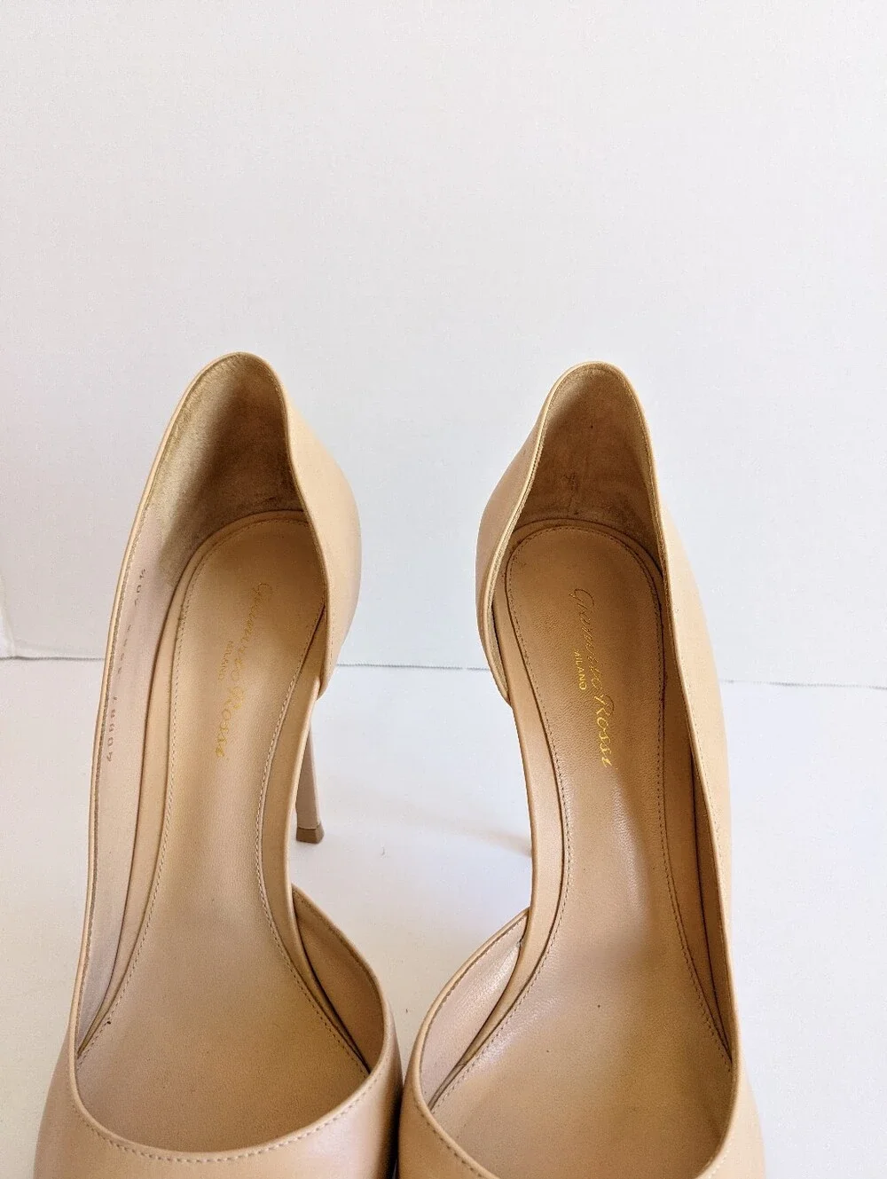 GIANVITO ROSSI NUDE  STILETTO POINTED TOE PUMPS HEELS 40.5